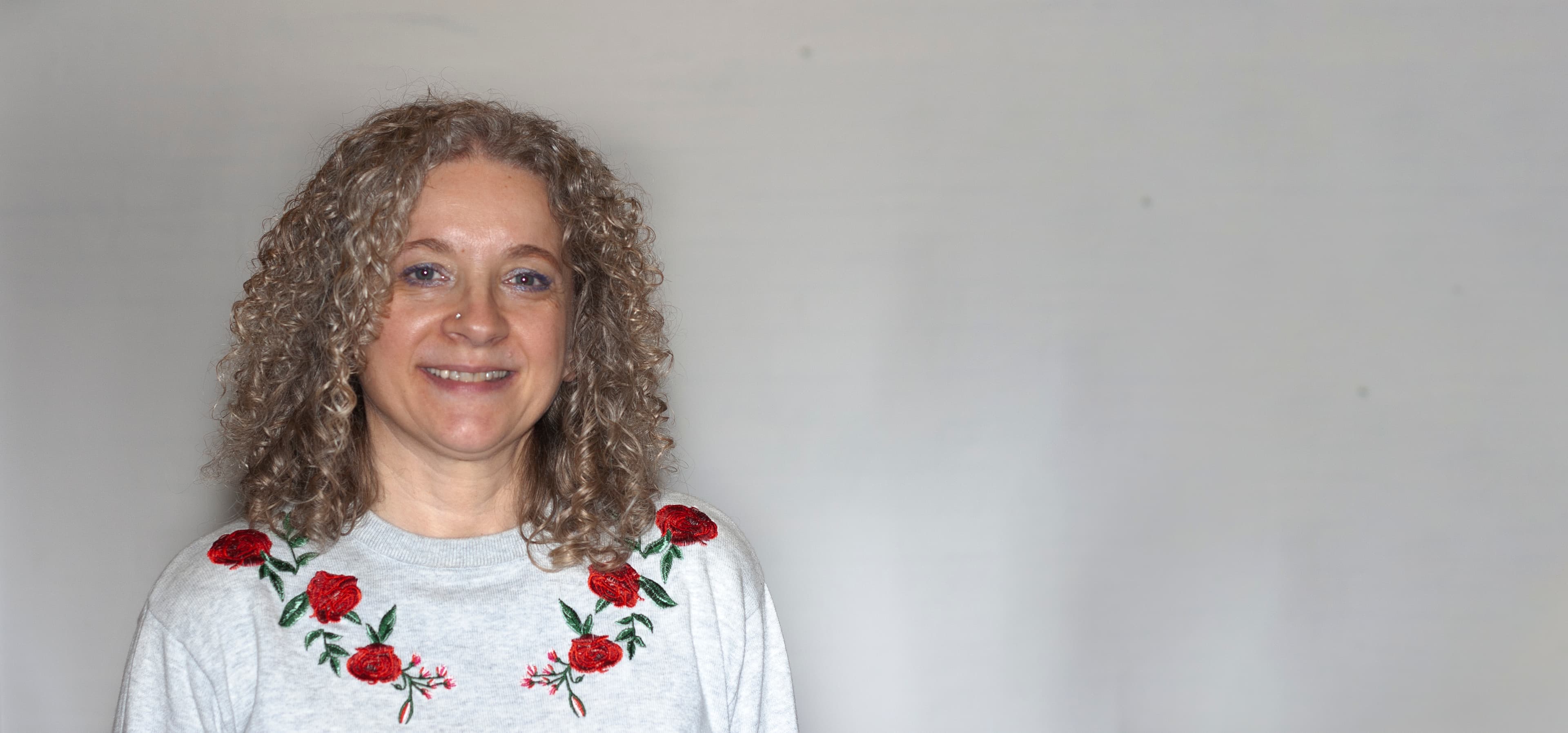 Bibliotekar Mihaela fra Solrød Bibliotek og Kulturhus.